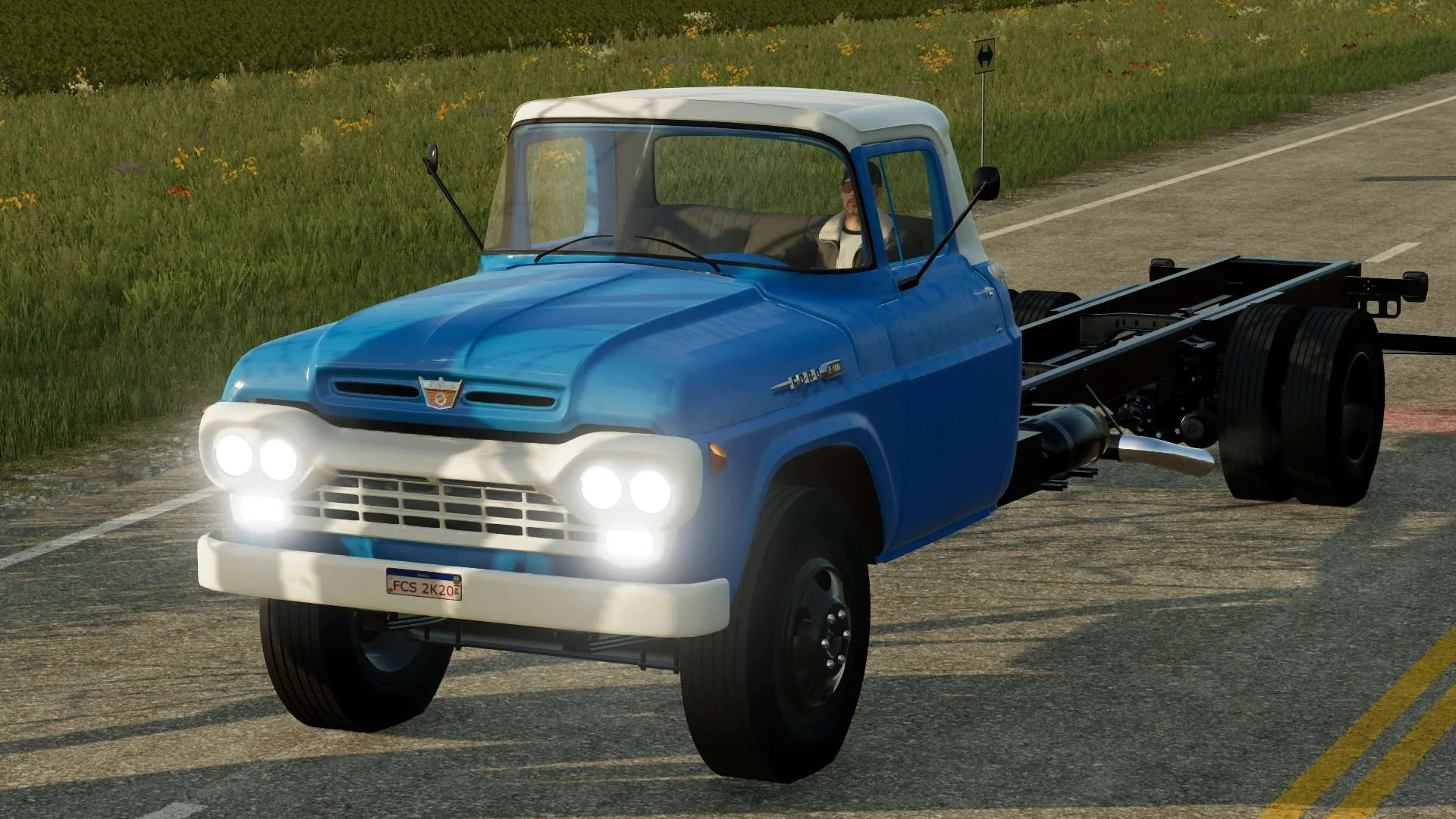 Ford F-600 v1.2 FS22 FS22 Mod Free Download