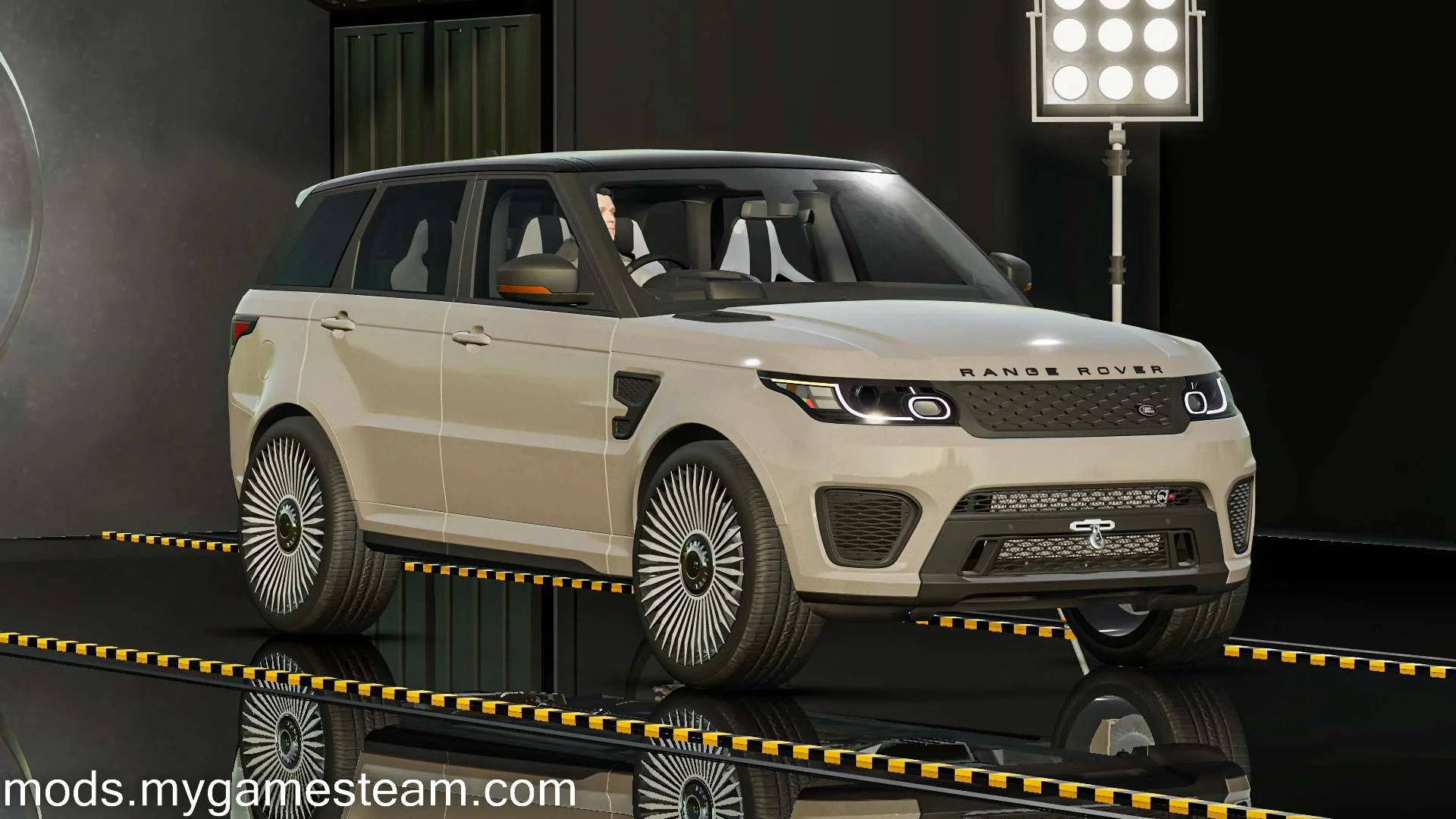 Range Rover SVR 2015 V1.3 FS22 FS22 Mod Free Download