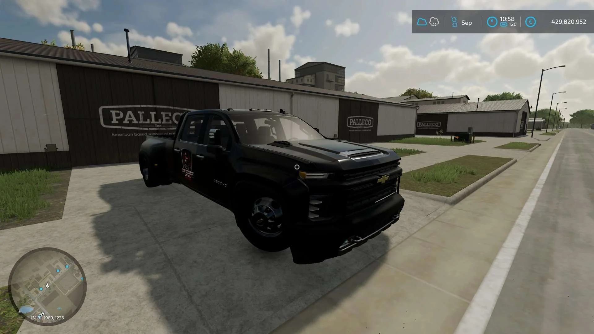 Slammed Chevrolet Silverado 3500 HD V1.0.0.1 FS22 FS22 Mod Free Download