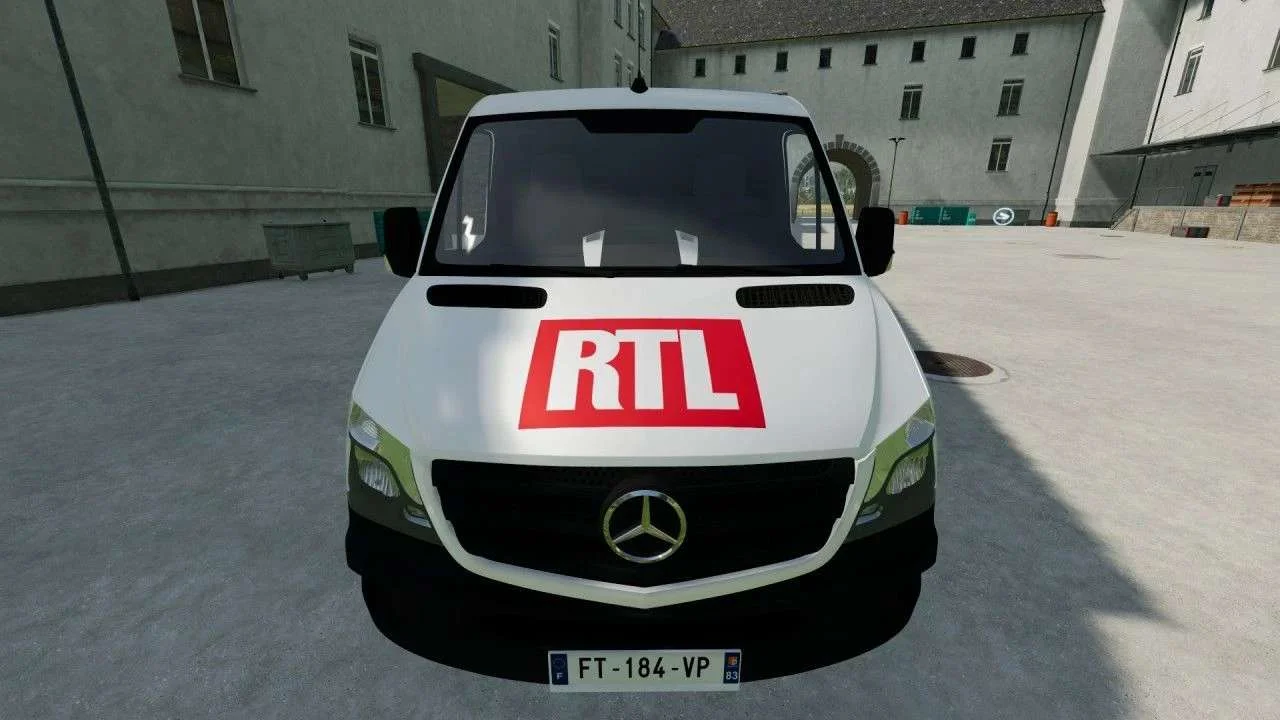 Mercedes Sprinter French Radios v4.1 FS22 FS22 Mod Free Download