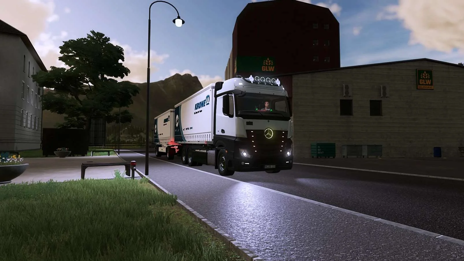 Mercedes MP4 v1.3 FS22 FS22 Mod Free Download