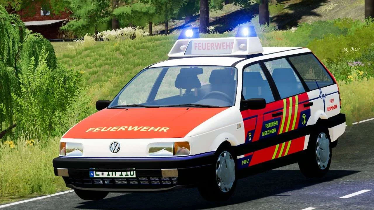 Volkswagen Passat B3 First Responder v1.0 FS22 FS22 Mod Free Download