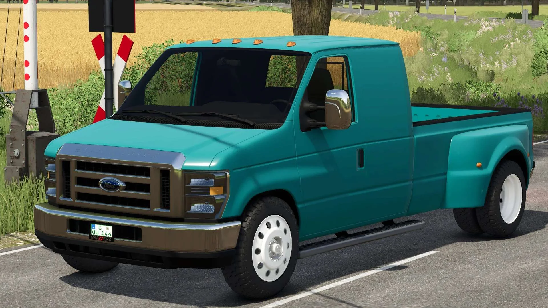FS25 2017 Ford E350 v1.0 Trucks Mod FS25 Mod Free Download
